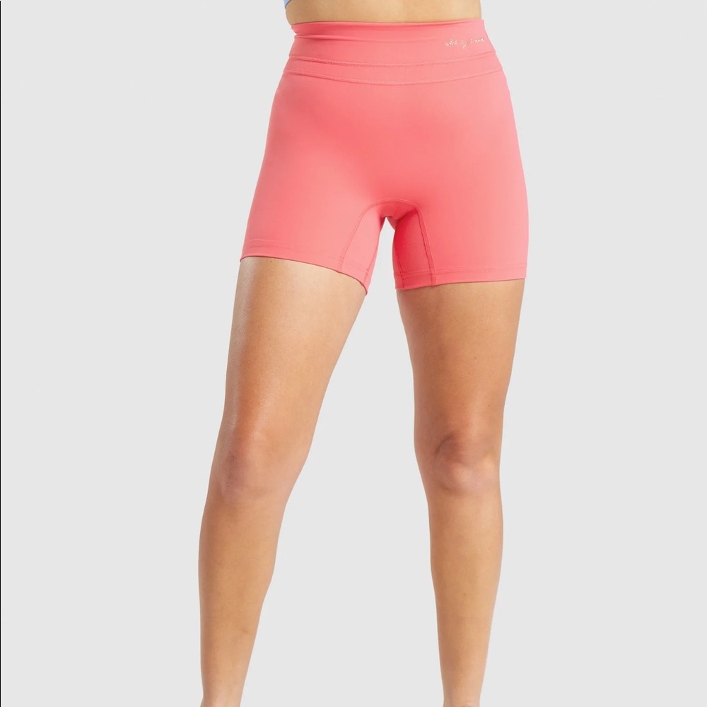 GYMSHARK x WHITNEY SIMMONS SHORTS